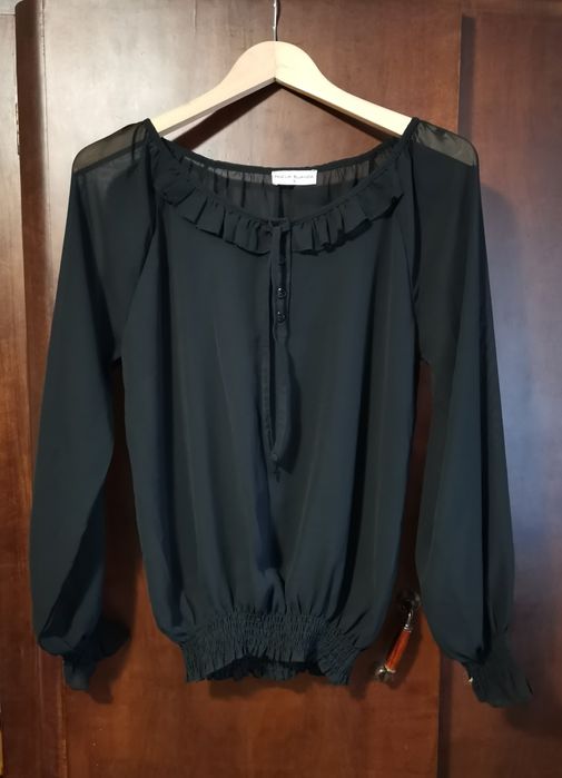 Елегантна дамска блуза