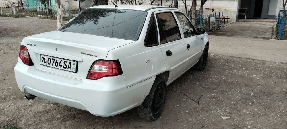 Автомобиль продается