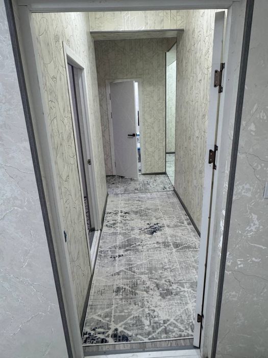 Tinchlik domlaridan 2 xonali kvartira sotiladi!