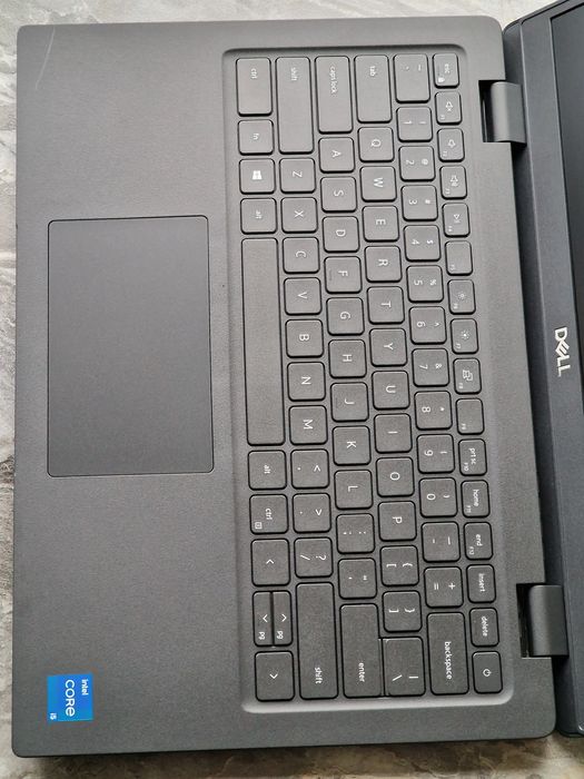 Dell 3420 display 14", intel i5, 16gb ram, 256gb storage, laptop nou n