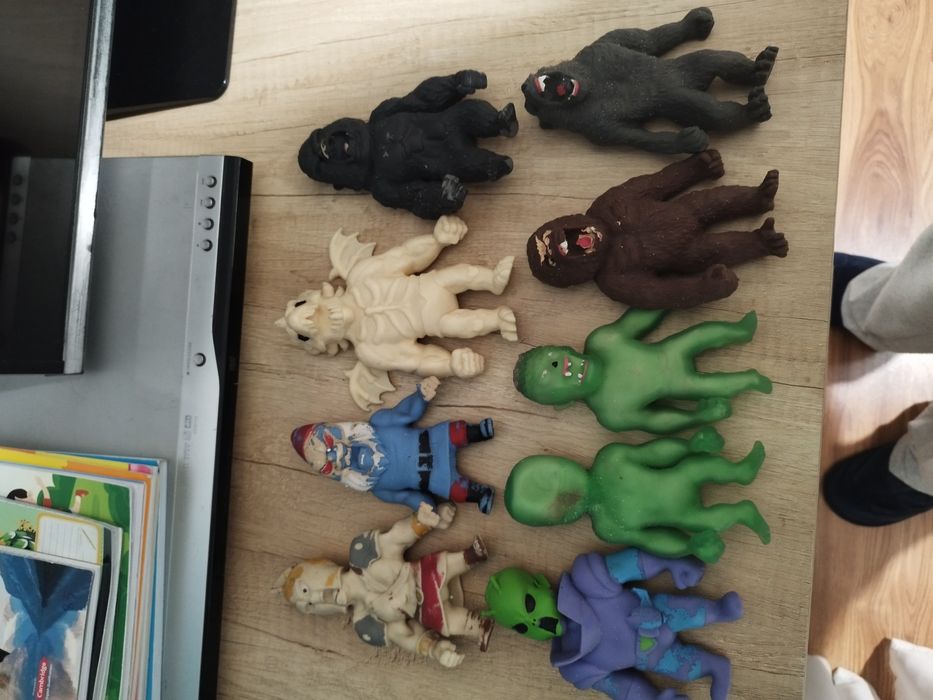 Продавам дърпащи Monster flex