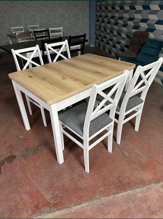 Столы кухонные сплошные и раздвижные