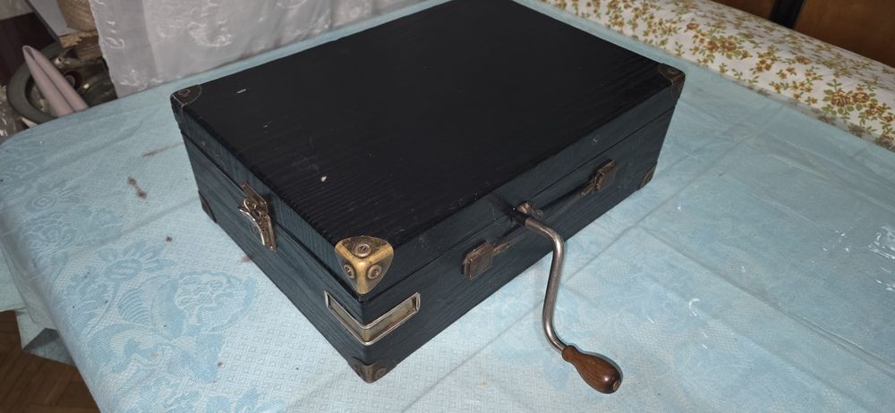 Patefon original Functional "His Marlster's Voice" + 4 placi