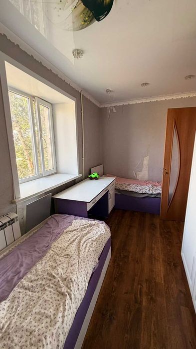 Продам 3 комн на 13мкр 4 этаж