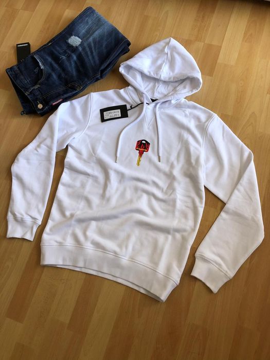 Разпродажба на стилни мъжки суитшърти, последни бройки