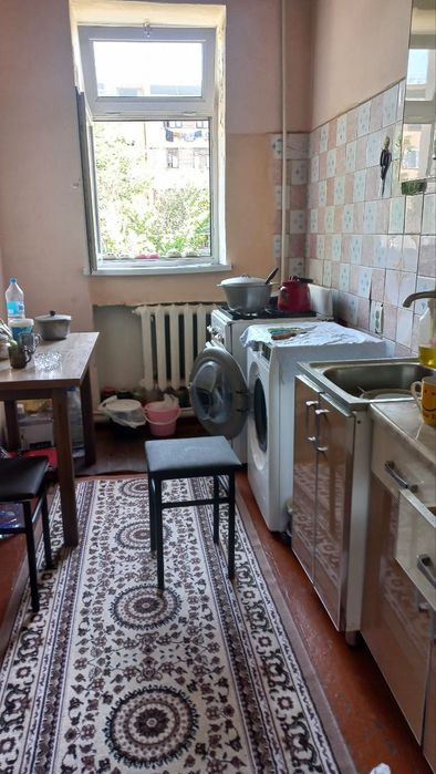 Яшнабад-й район.Куйлюк.2х комн-я  2этаж 2эт-ки.обшая плошадь.45кв.м