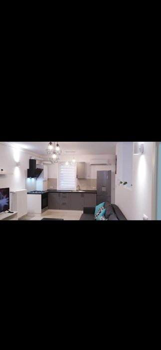 Inchiriez Garsoniera tip Studio Brașov