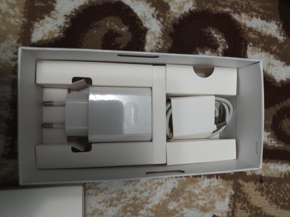 Продаю свой смартфон Honor x9b