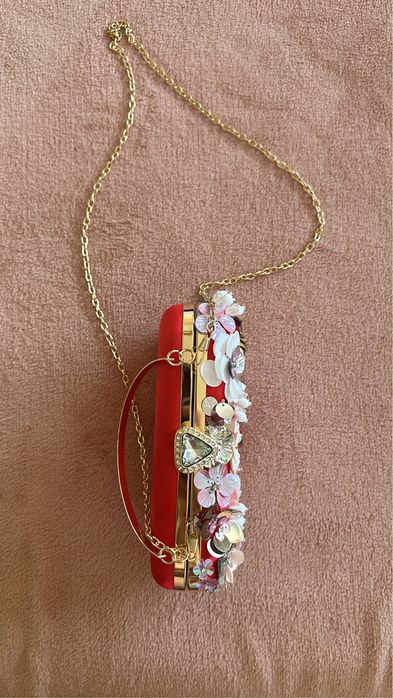 Чанта, тип клъч, цветна