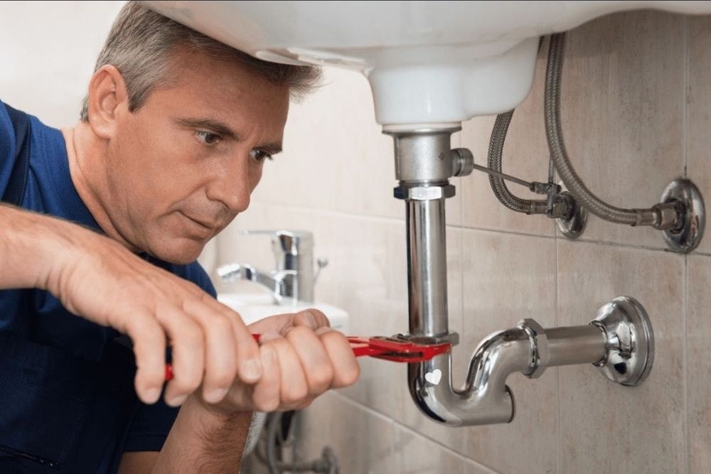 Handyman Mesterul Non Stop Montaj Mobila Sanitare Electrice