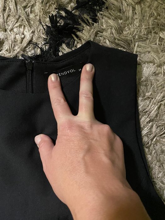 Черна рокля Trendyol