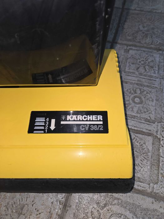 Прахосмукачка Kartcher professional CV 32/2