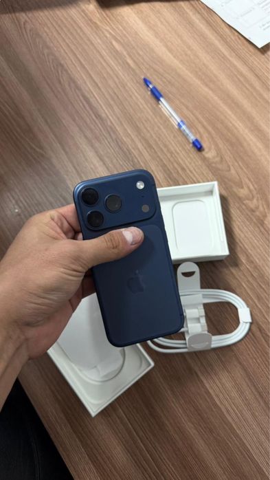 Iphone 17 pro память 256 новый