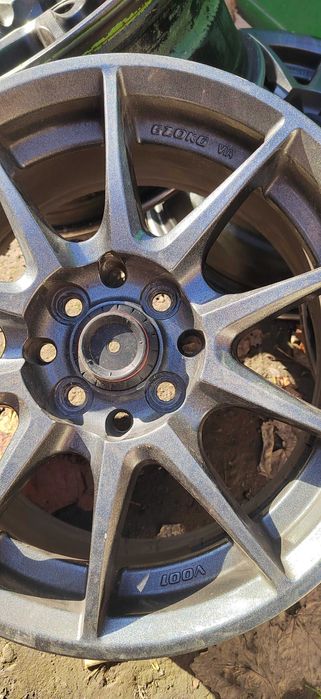 Супер лёгкие диски слики универсал 8 отверстий.