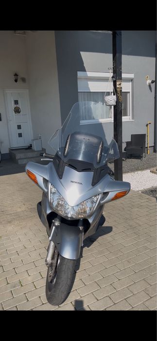Vand Honda paneuropean st1300 an 2008