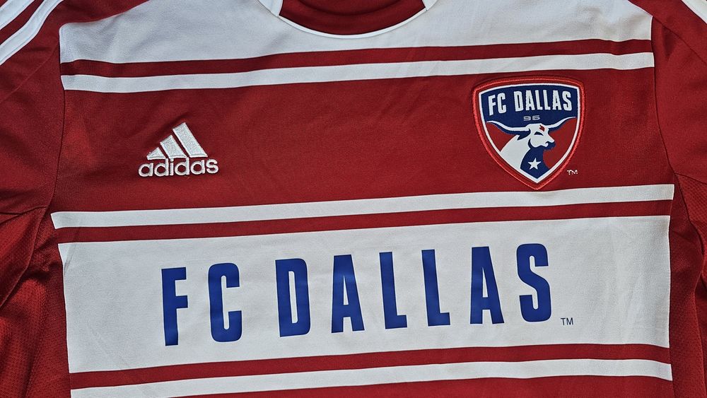 Тениска на FC Dallas .