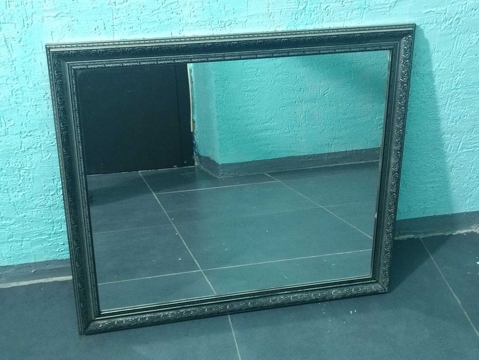 Зеркало настенное