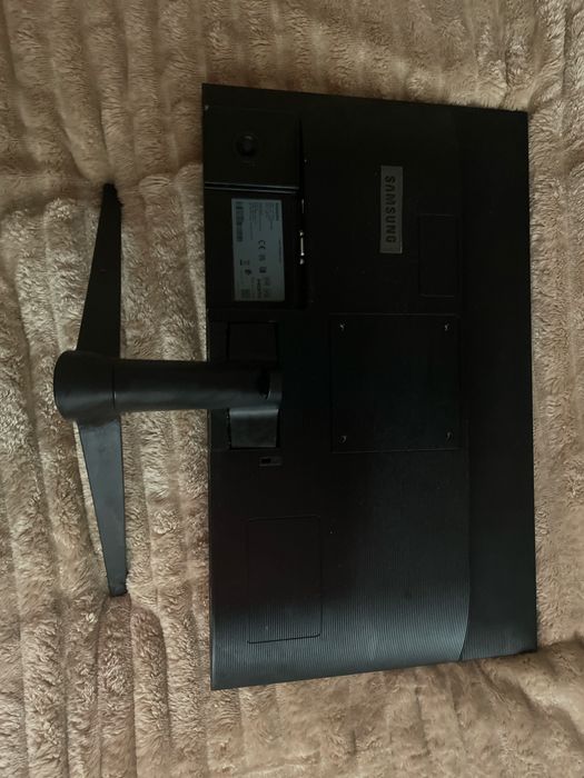 Vand monitor gaming Samsung 75hz (display spart)