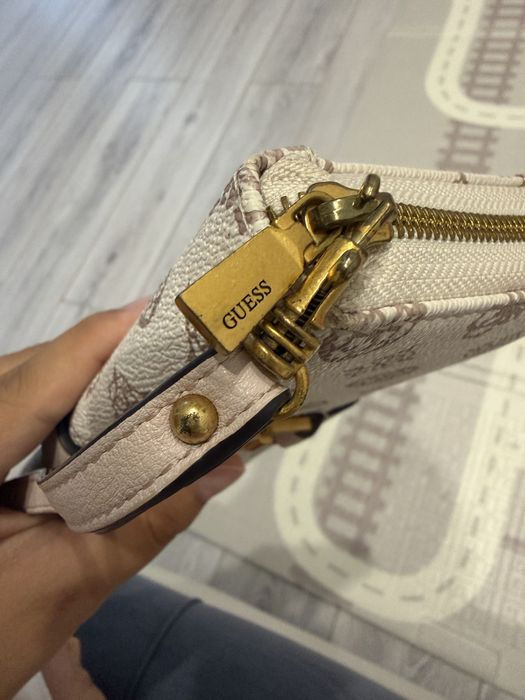 Кошелек Guess женский