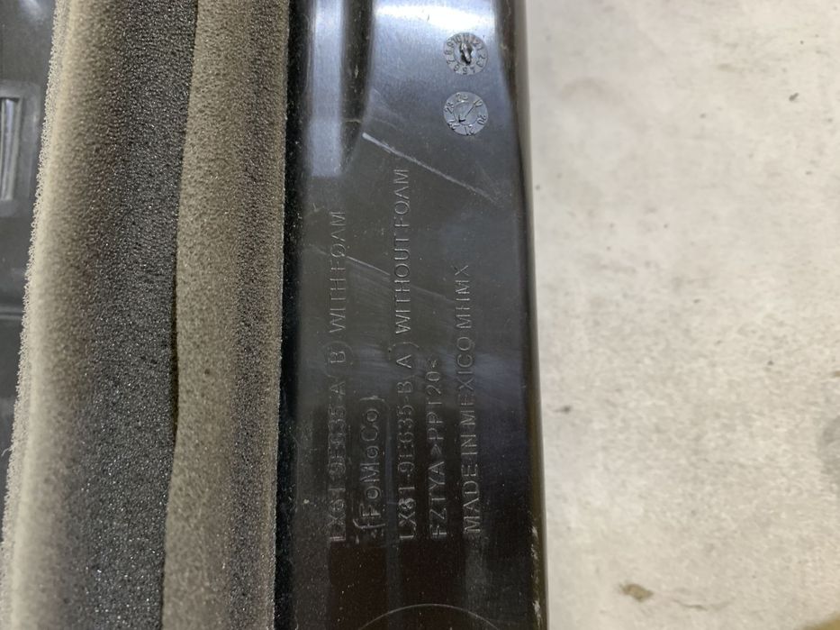 Canal aer pe trager, Ford Kuga III, 2020, 2021, 2022, 2023, 2024, cod origine OE LX61-9E635-A.