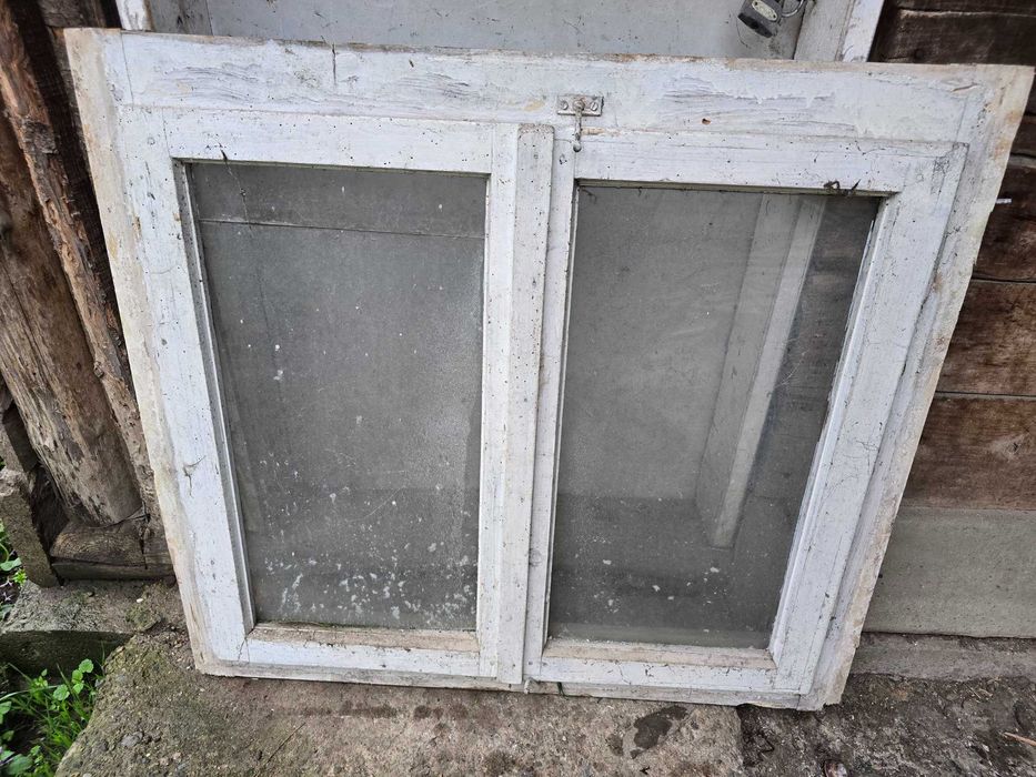 Дървени Прозорци със касата