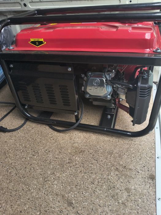 Generator curent 3150 w