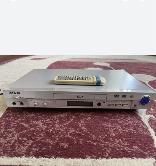 Продам SONY [ Оригинал }