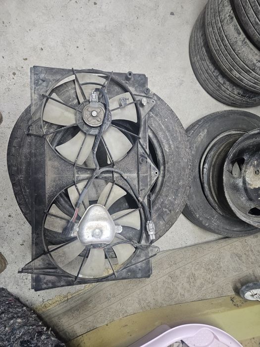 Камри вентилятор 2,4 гранат 3,5