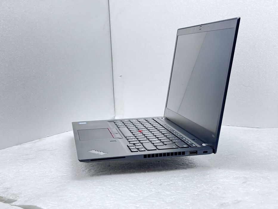 бизнес клас Lenovo ThinkPad T490s 14" i5-8265U 16GB 510GB клас А с Гаранция