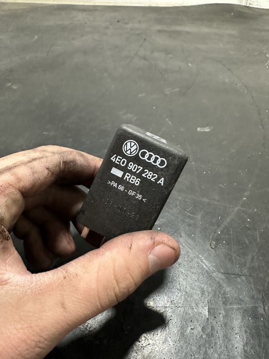 Releu bujii Audi A6 C6 2.7 TDI 3.0 TDIV6 4E0907282A Audi A8 Q7 phaeton