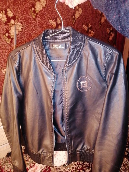 Koja kastyum sifatli yangi razmeri XL