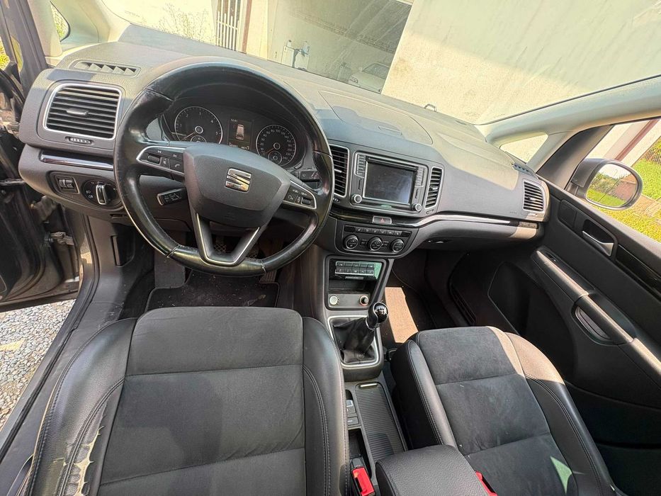 SEAT Alhambra 2.0 TDI 4Drive | 2015 | 7 locuri | Full Option | Manuală