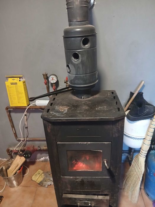 Vand termosemineu ferroli