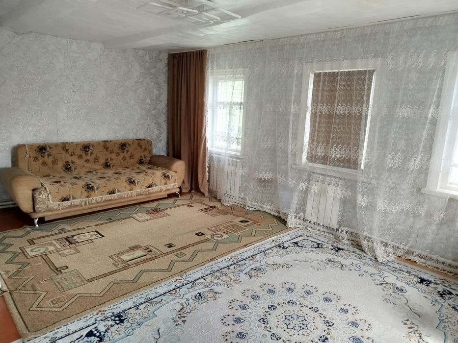 Продам дом со всеми удобствами.