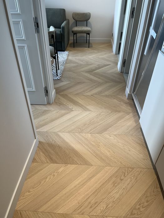 parchet masiv, pus sau reconditionat