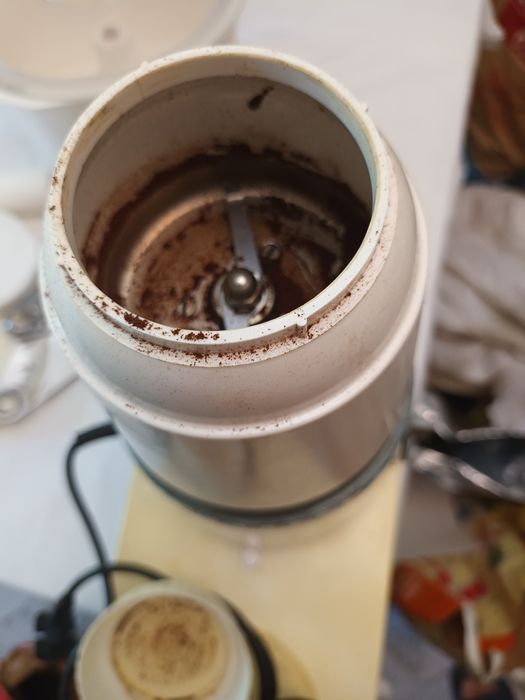 Robot de bucătarie KM8, producție est-germană