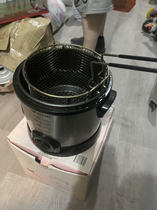 Продам фритюрницу