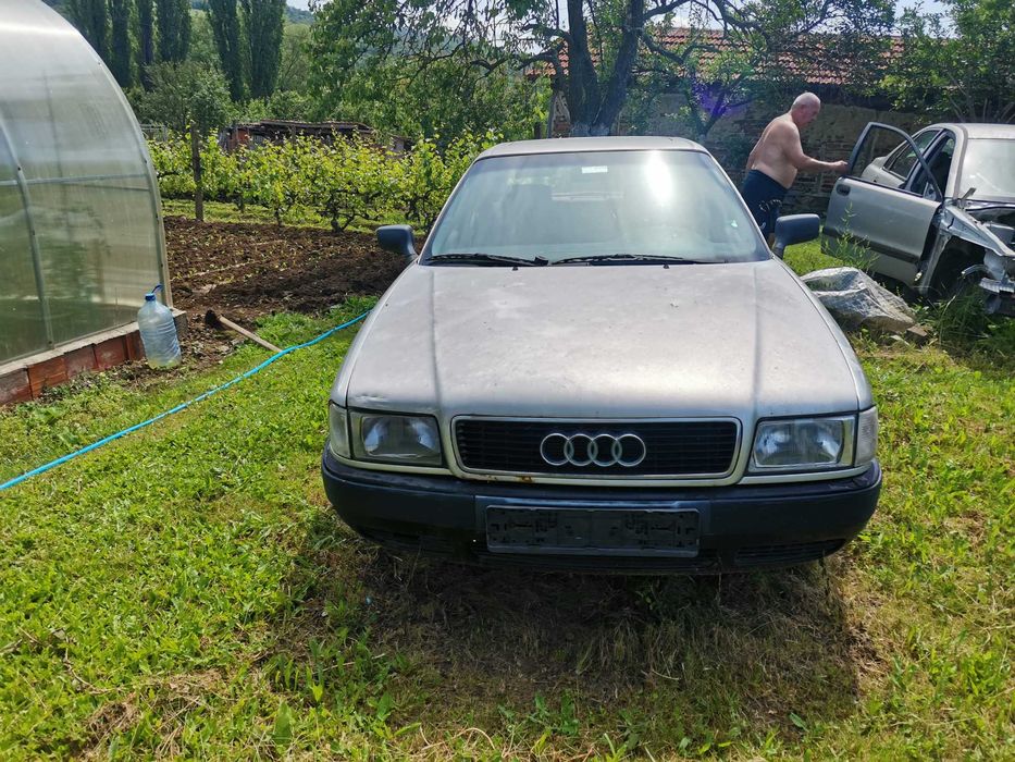 Audi B4 на части