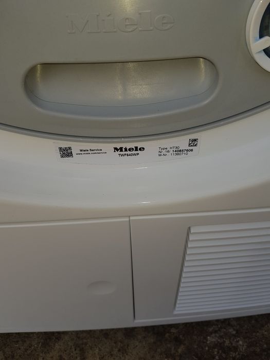 Miele uscator TWF 640 WP, 8 kg, cu pompa de caldura