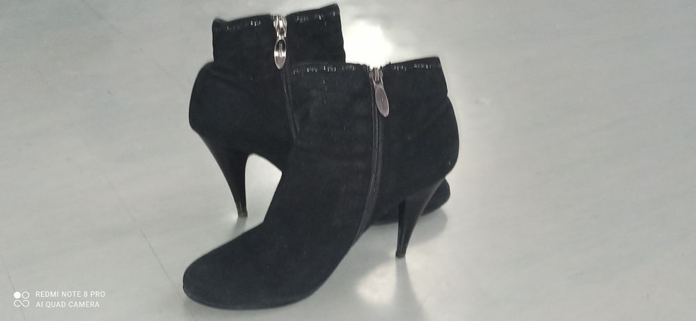 Полусапожки женские 36