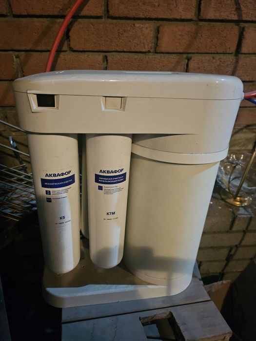 Продам фильтр для воды аквафор