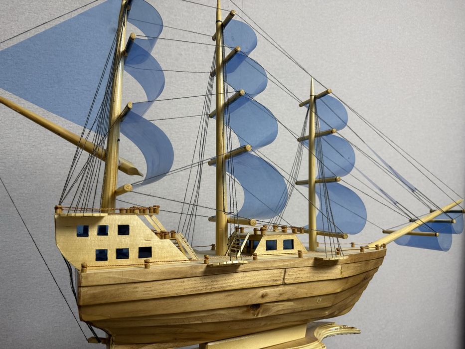 Корабль/парусник