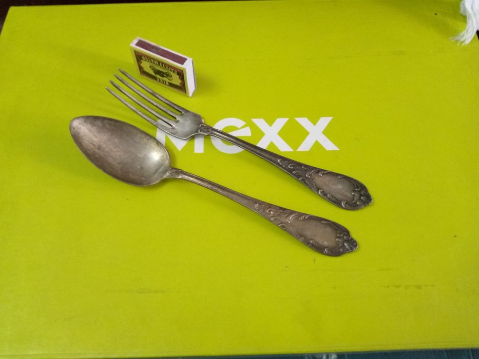 Столовый прибор мельхиоровый советский.