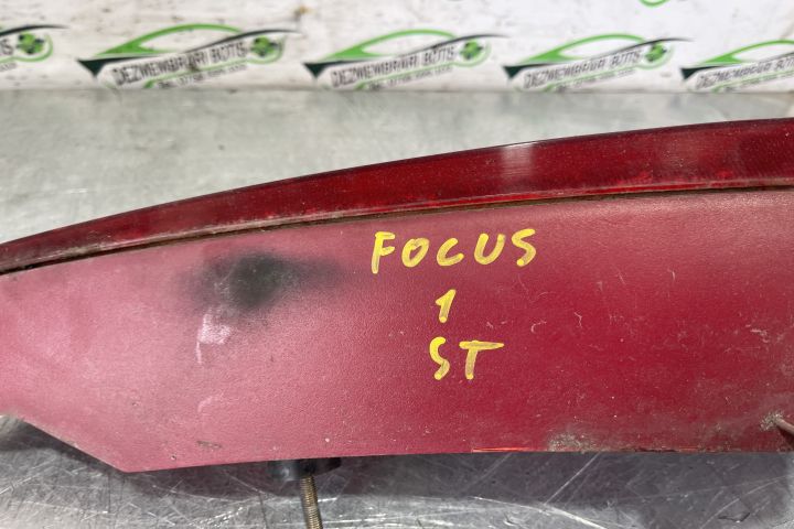 Lampa / Tripla stop stanga pe aripa XS4113405A / XS41-13405-A Ford Fo