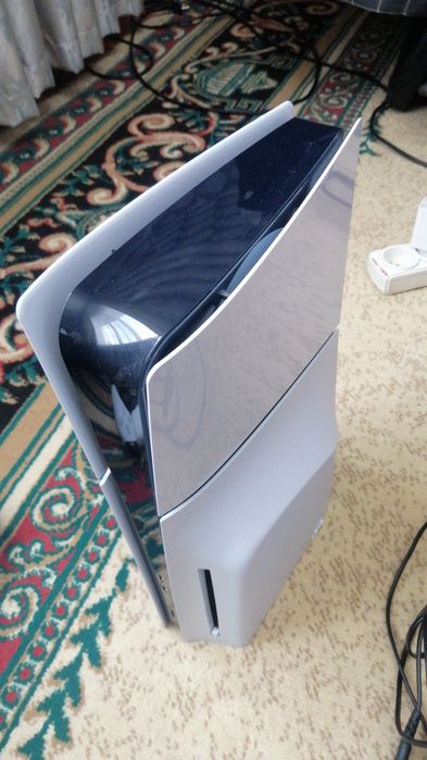 Ps5 slim 1 terebait