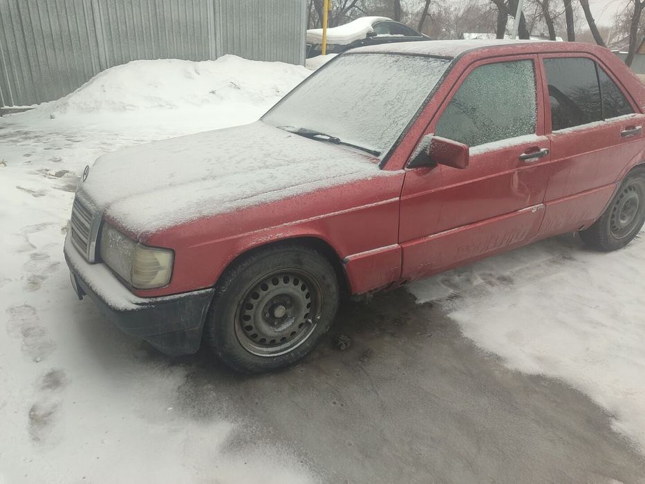 По запчастям Мерседес 190