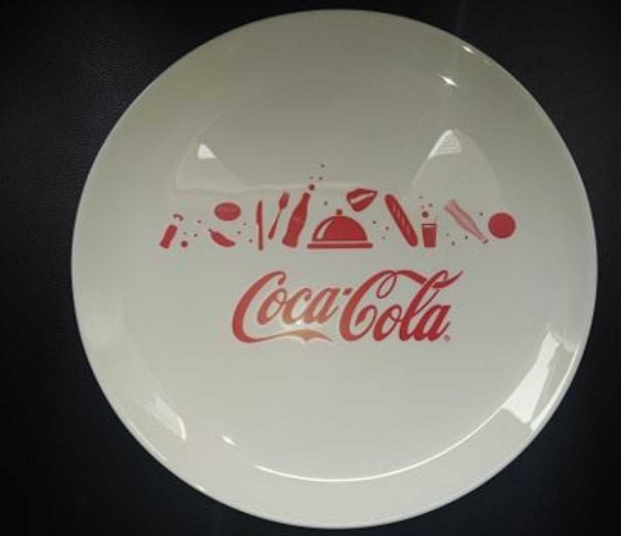 Страхотни Coca Cola оригинални чинии за пица,лазаня и други 6 бр.в к-т ...