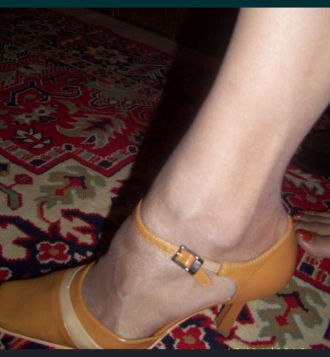 Pantofi eleganți crem  măr 39-40