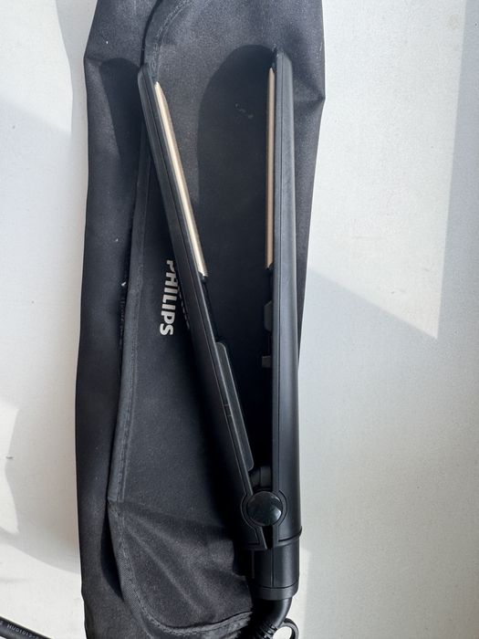 Утюжок для волос Philips SalonStraight