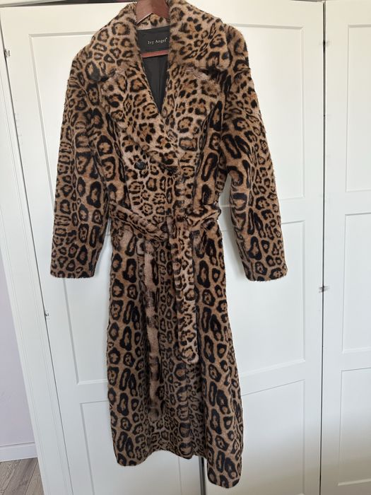 Шерстянная шуба в леопардовом окрасе